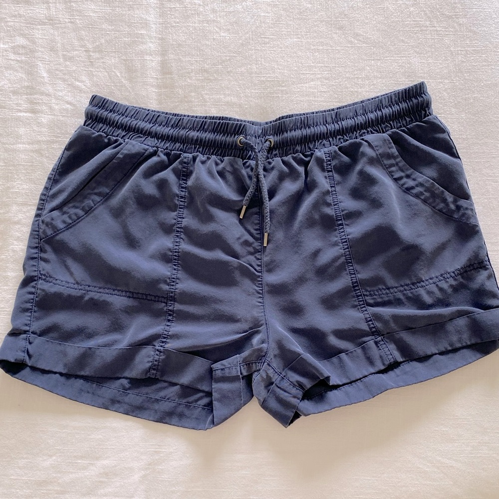 Universal Threads Soft Shell Pull-on Shorts
